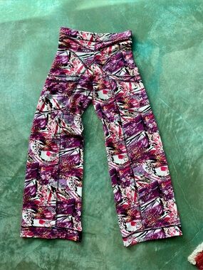 Autumn Teneyl Vibrant Purple Abstract Print Wide-Leg Pants